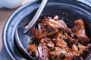 Slowcooker met sauteerfunctie